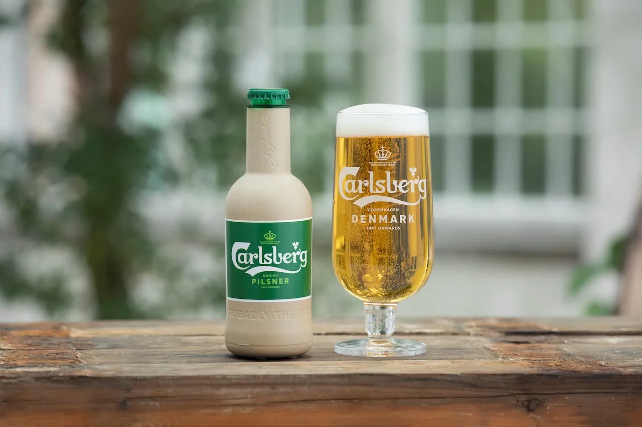 Carlsberg Green Fiber Bottle