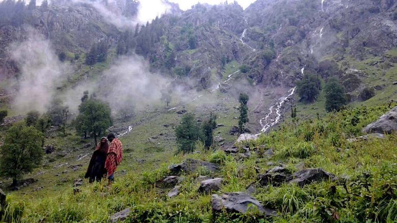 Toxic Tourist Influx Damaging Pristine Environment in the Trans-Himalayan States