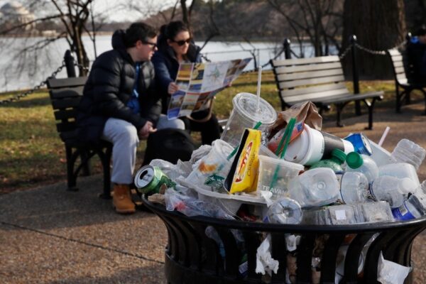 US to Ban Single-Use Plastic in National Parks, Public Areas by 2032