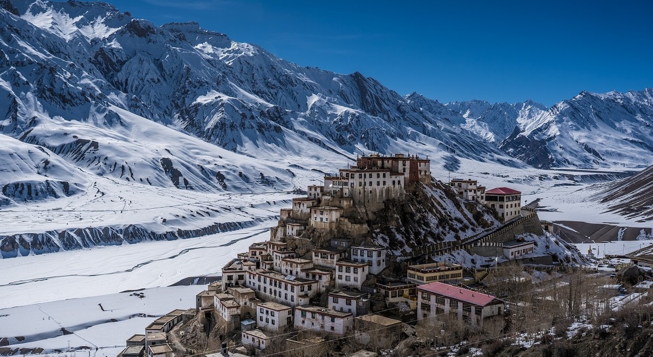 IIT-Mandi to Establish Solar Toilets in Lahaul’s Sissu, Near Atal Tunnel