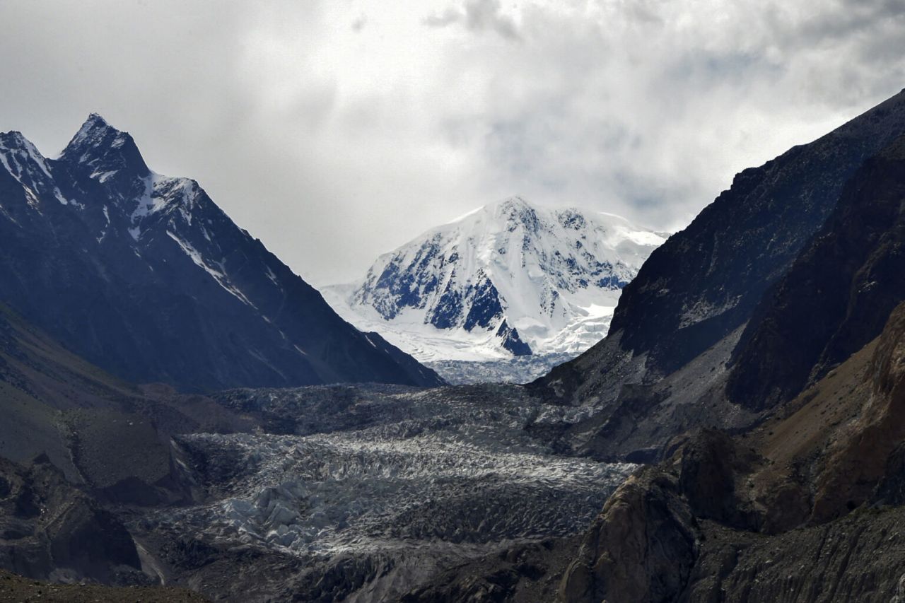 Pakistan’s North Faces Threat of Floods From Rapidly Melting Glaciers