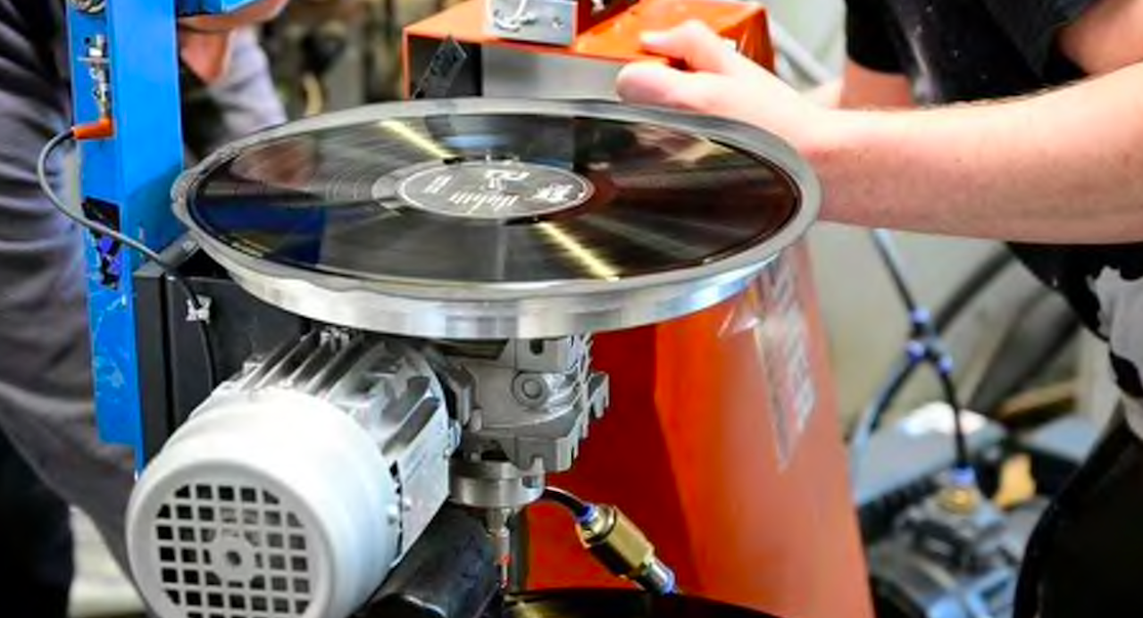 World’s First BioPlastic Vinyl Record