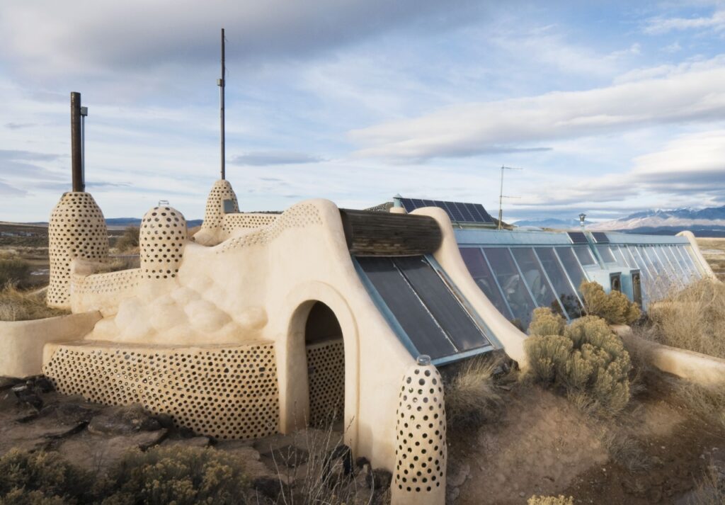 What is a Mud House? Pros and Cons of Mud Houses