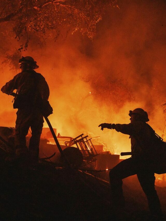 Raging California Wildfires “In Pictures”