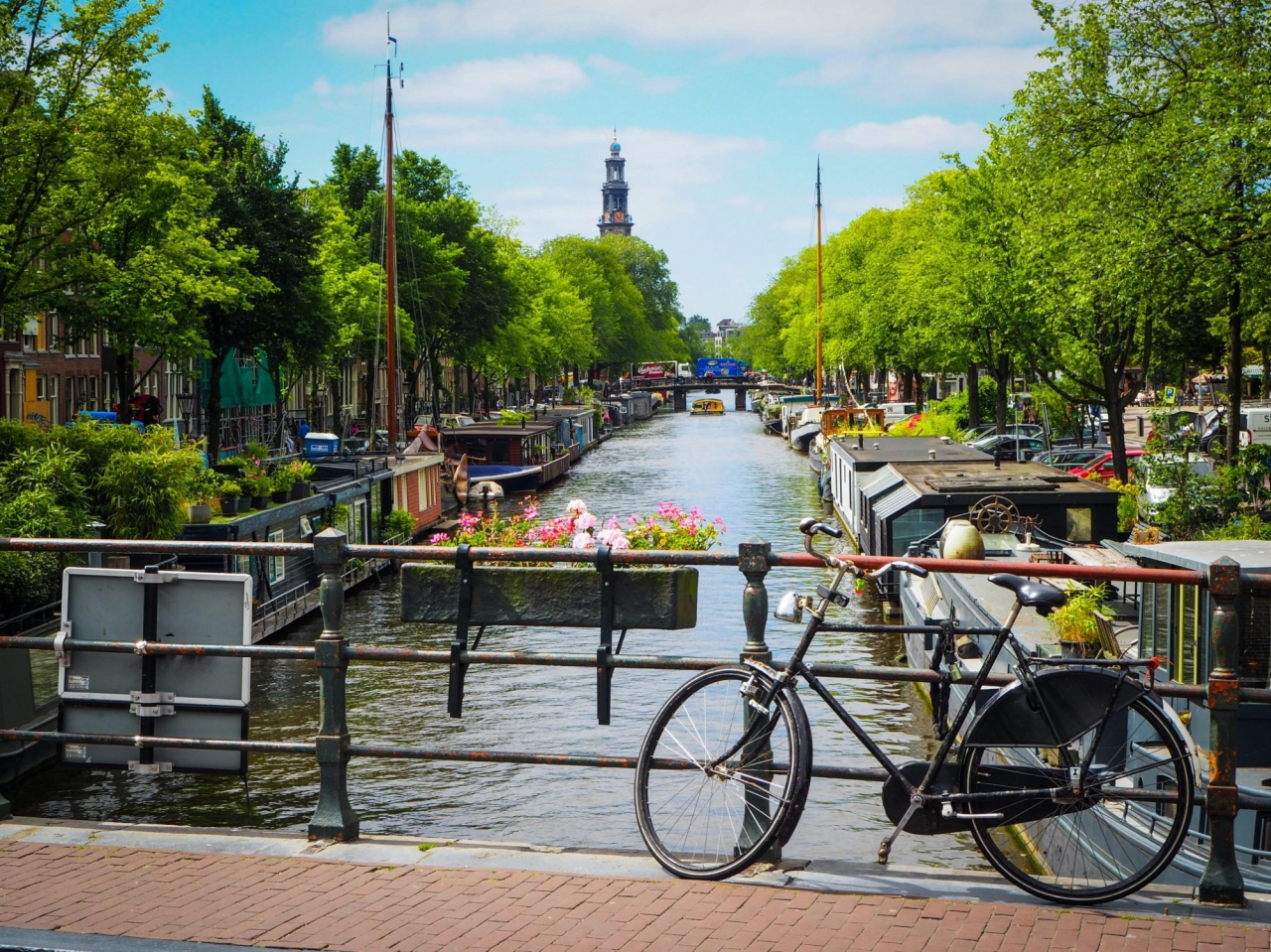 Car-Free Cities in World - Amsterdam