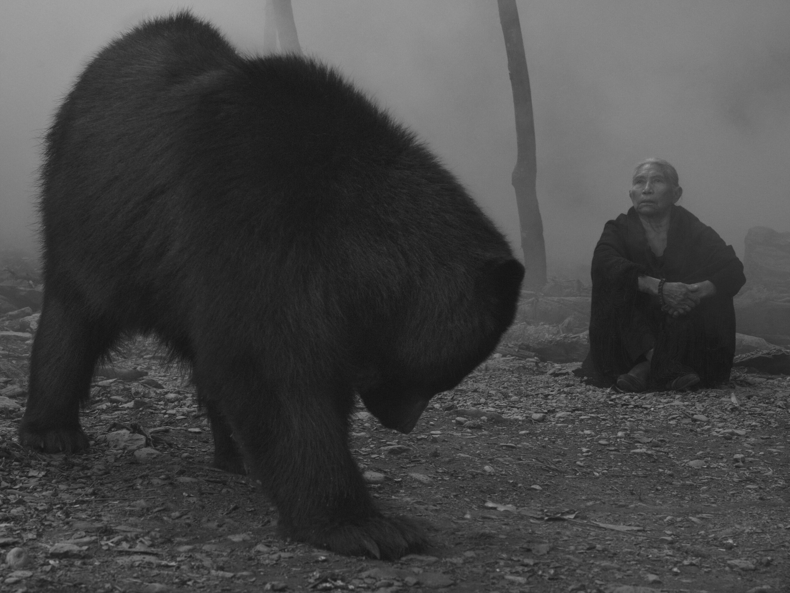 Nick Brandt portrays how people and animals impacted by climate change-19