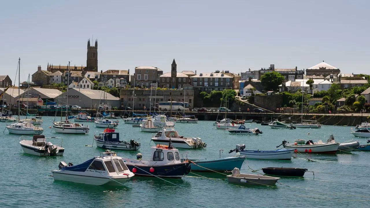 Sustainability Initiatives Around the World - The UK’s Plastic-Free Towns